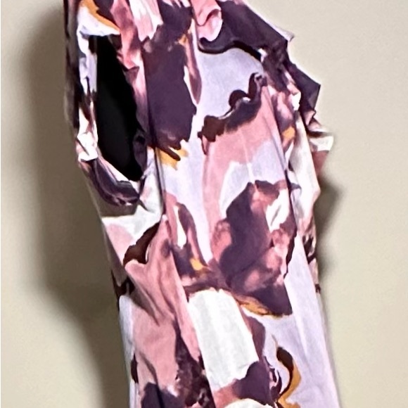 Escada Floral Ruffle Blouse - Picture 4 of 10